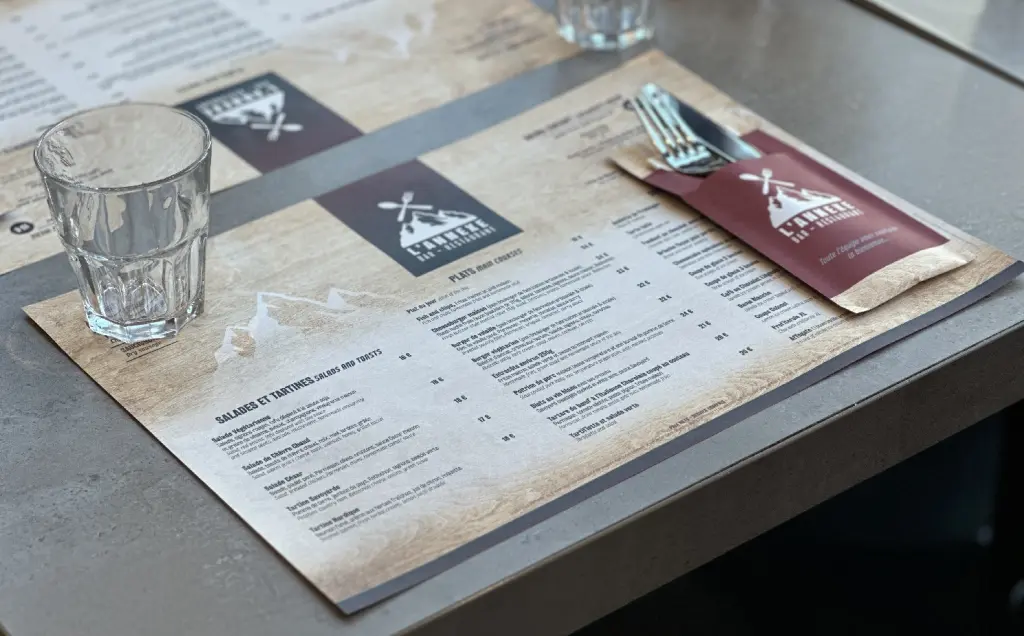 Un menu bien vu /Restaurant l’Annexe à la Plagne/Set de table Vistacom CHR