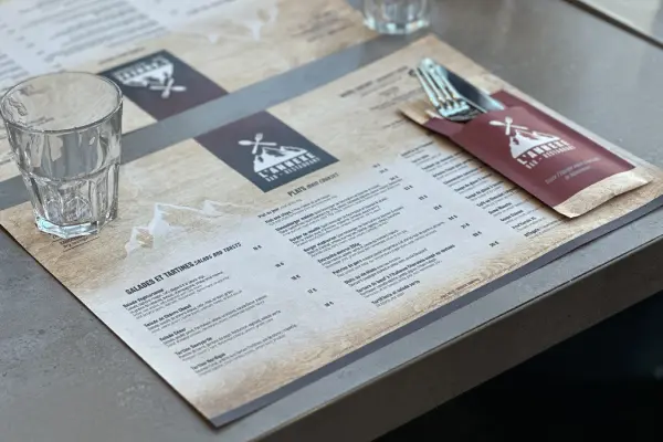 Un menu bien vu /Restaurant l’Annexe à la Plagne/Set de table Vistacom CHR