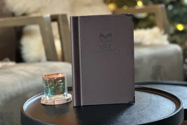Un moment de détente/ Bar Des Cochers à Megève / Carte de Bar Vistacom