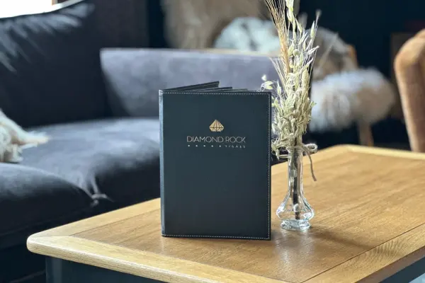 Un hôtel au sommet – Le DIAMOND ROCK à Tignes – Carte de bar
