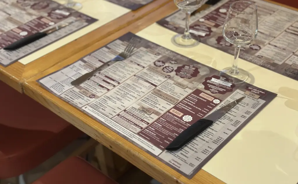 Votre pause gourmande à Méribel / restaurant Le Tremplin / Set de table MENU