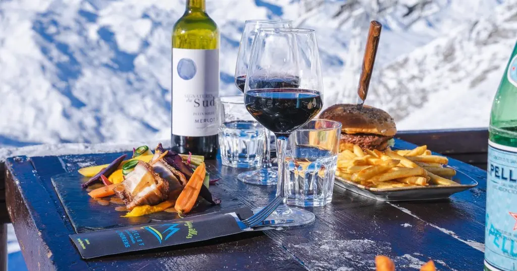 Un cadre magique et une cuisine gourmande / Restaurant « Les Aiguilles de Péclet » /