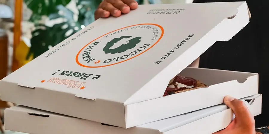 La boîte à pizza personnalisée / avec Vistacom Impression