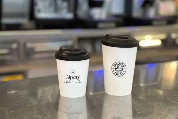 Sur place ou à emporter / La Brasserie Cafés Folliet Chambéry / Eco Gobelet