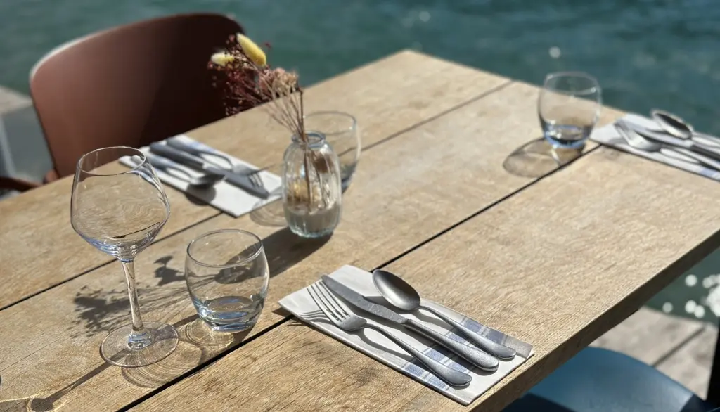 Une « serviette atypique, écologique et française » pour un restaurant unique à Talloires – « Les