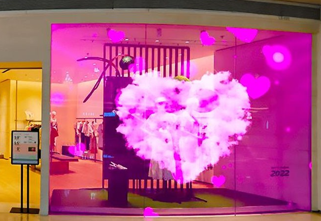 « Film led transparent avec pose auto-adhésive pour vitrines » une solution Vistacom Digital Media