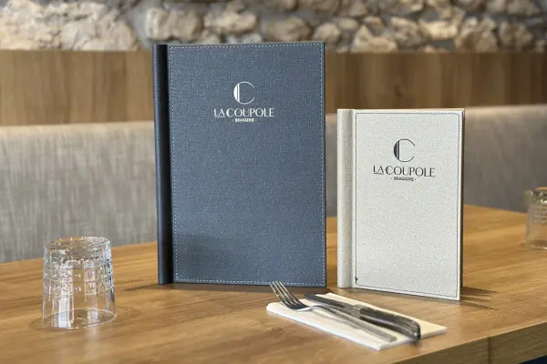 Un déjeuner en bonne place / restaurant la Coupole Annecy / Carte de restaurant