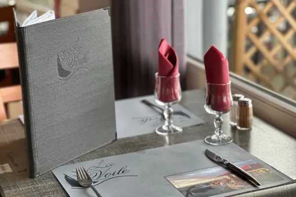 Un été gourmand avec le restaurant « La VOILE » – Evian-Les-Bains – carte de restaurant
