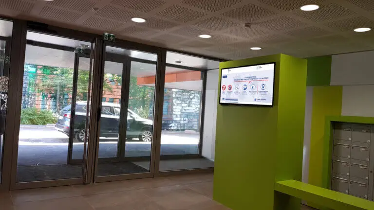 « VistaScreen Santé »: Programme TV pour salles d’attente des professionnels de santé! Une solution Vistacom